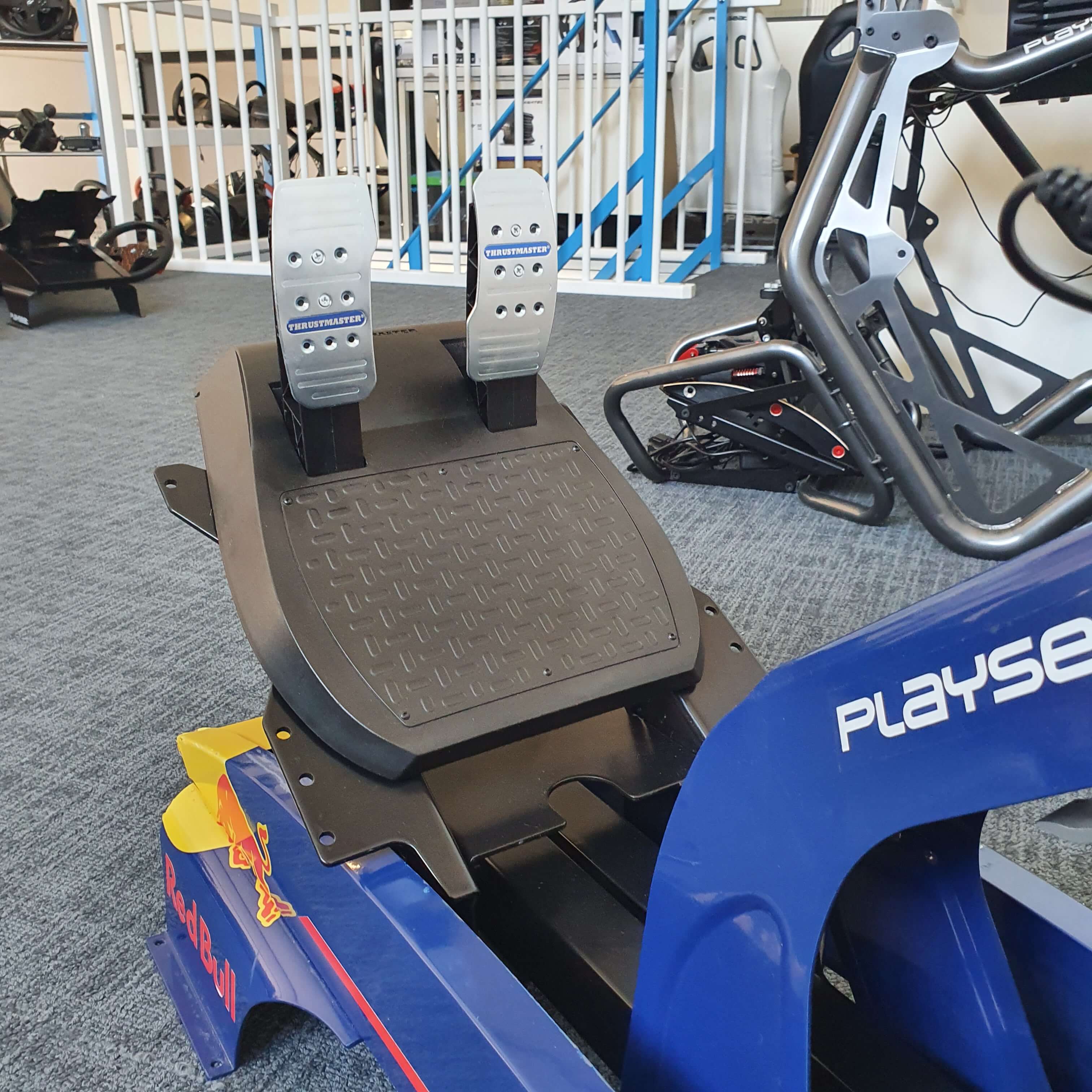 Playseat / Thrustmaster T300 F1 Formule 1 Red Bull bundel Refurbished