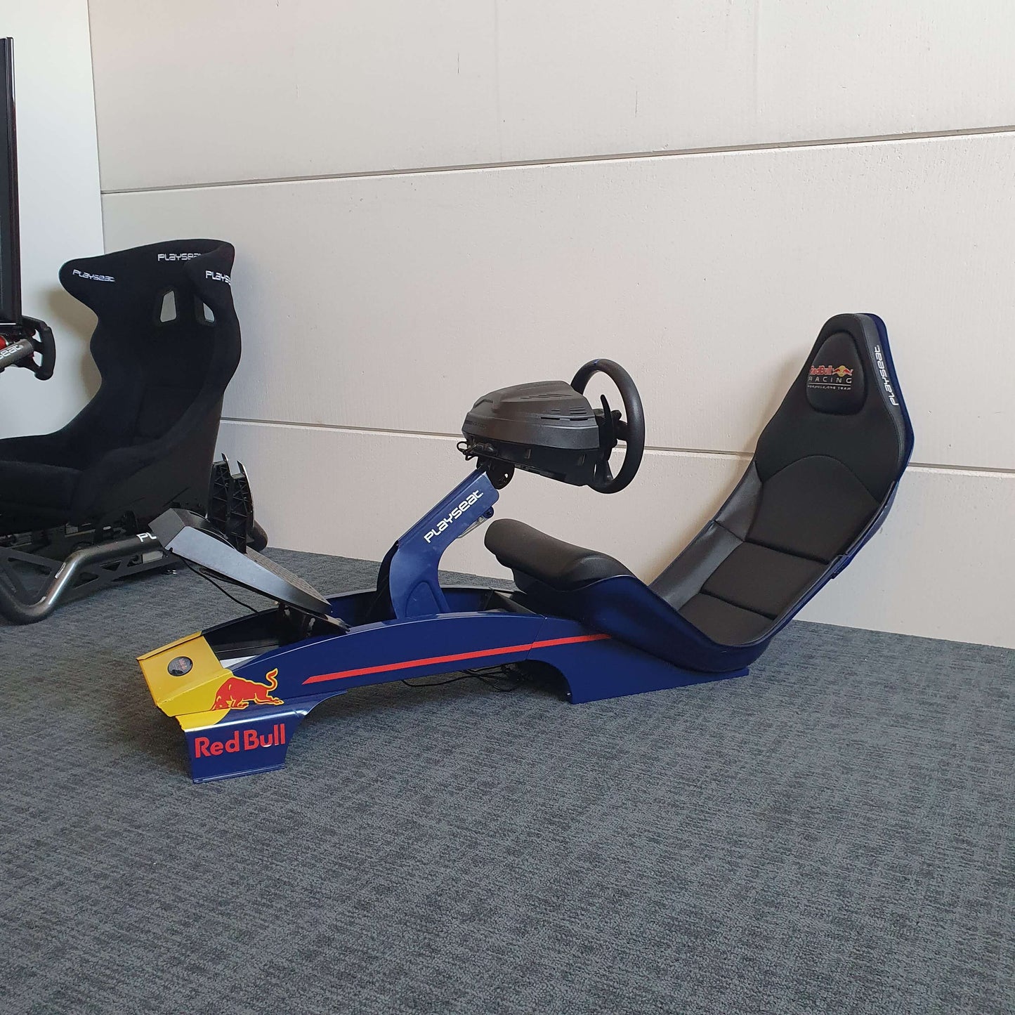 Playseat / Thrustmaster T300 F1 Formule 1 Red Bull bundel Refurbished voorkant