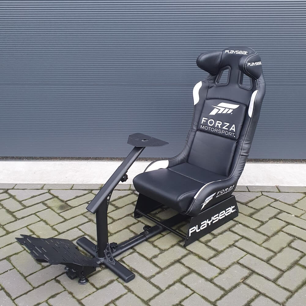 Refurbished Playseat Evolution Forza motorsport