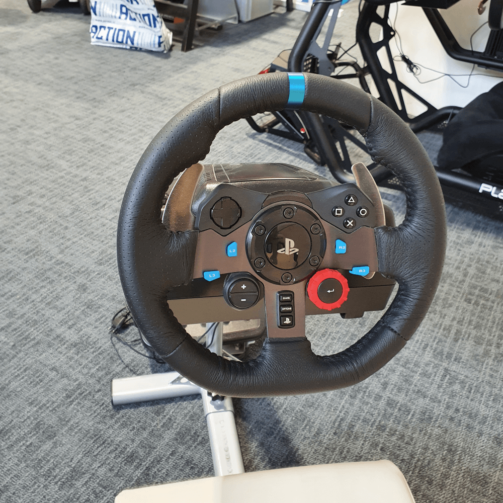 Playseat Evolution met Logitech G29 Playstation