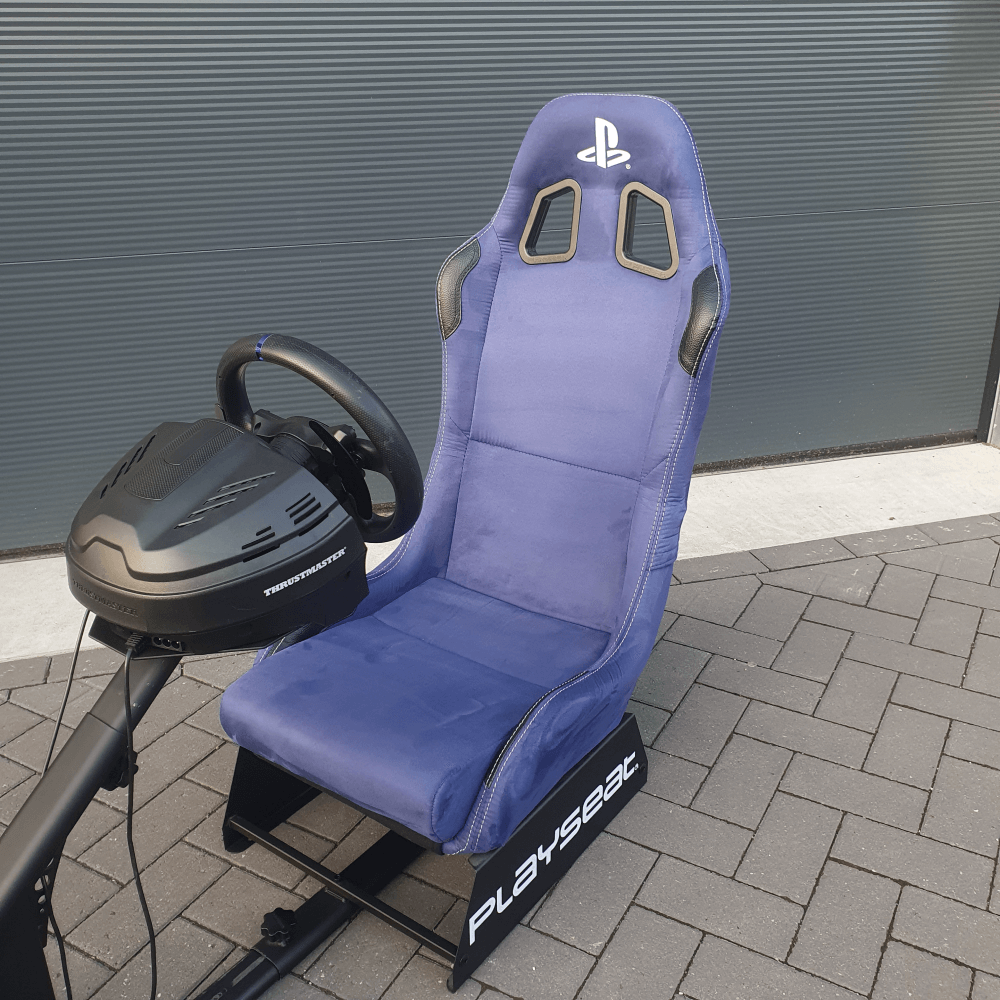 Playseat Evolution + Thrustmaster T300