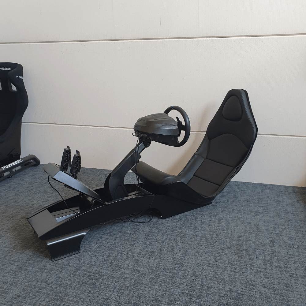Playseat F1 black + Thrustmaster T300 RS – XXL RACING sim racing expert®
