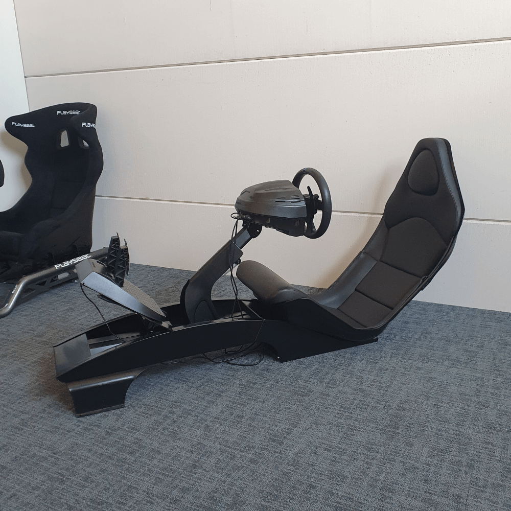 Playseat F1 met Thrustmaster T300 refurbished bundel zijkant