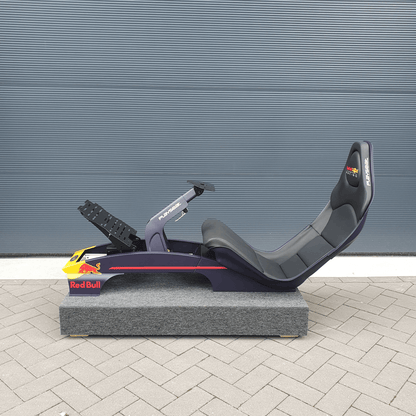 Podium met Playseat F1