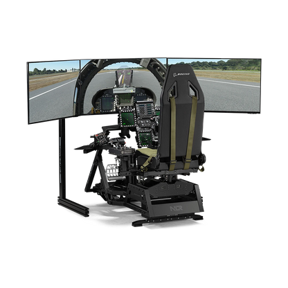 Boeing Military Flight Seat Pro in cockpitopstelling met drievoudig beeldscherm
