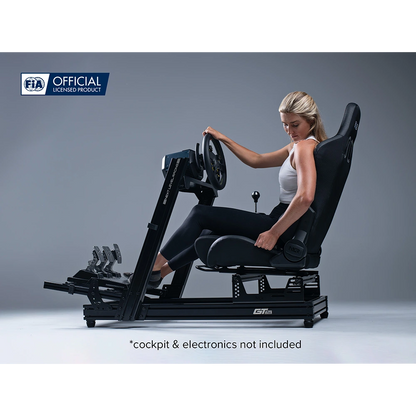 Next Level Racing ERS5 stoel in gebruik binnen een simracing cockpit – verstelbare premium racestoel voor realistische race-ervaring.