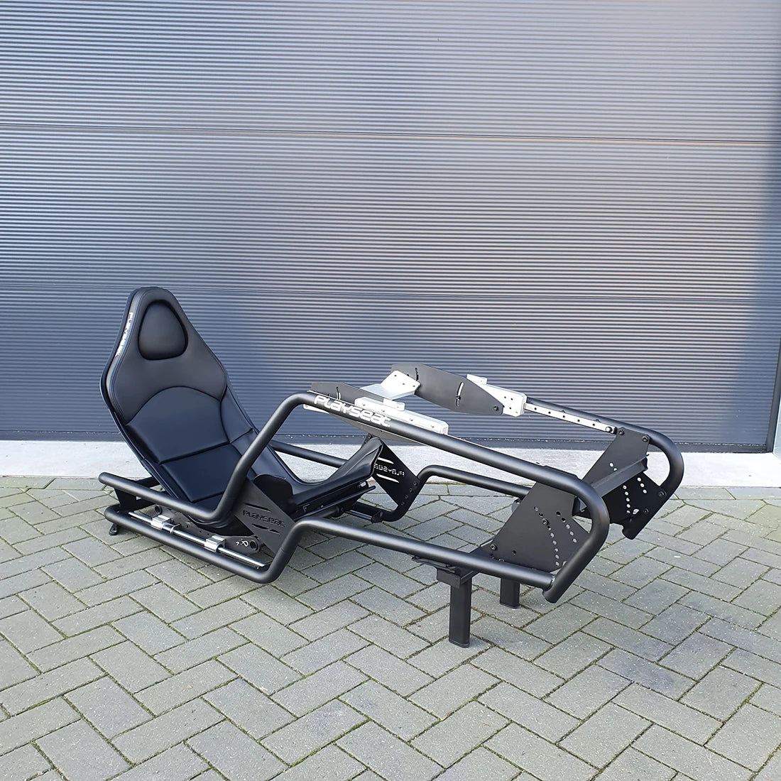 Playseat Formula Intelligence Black sim racing cockpit