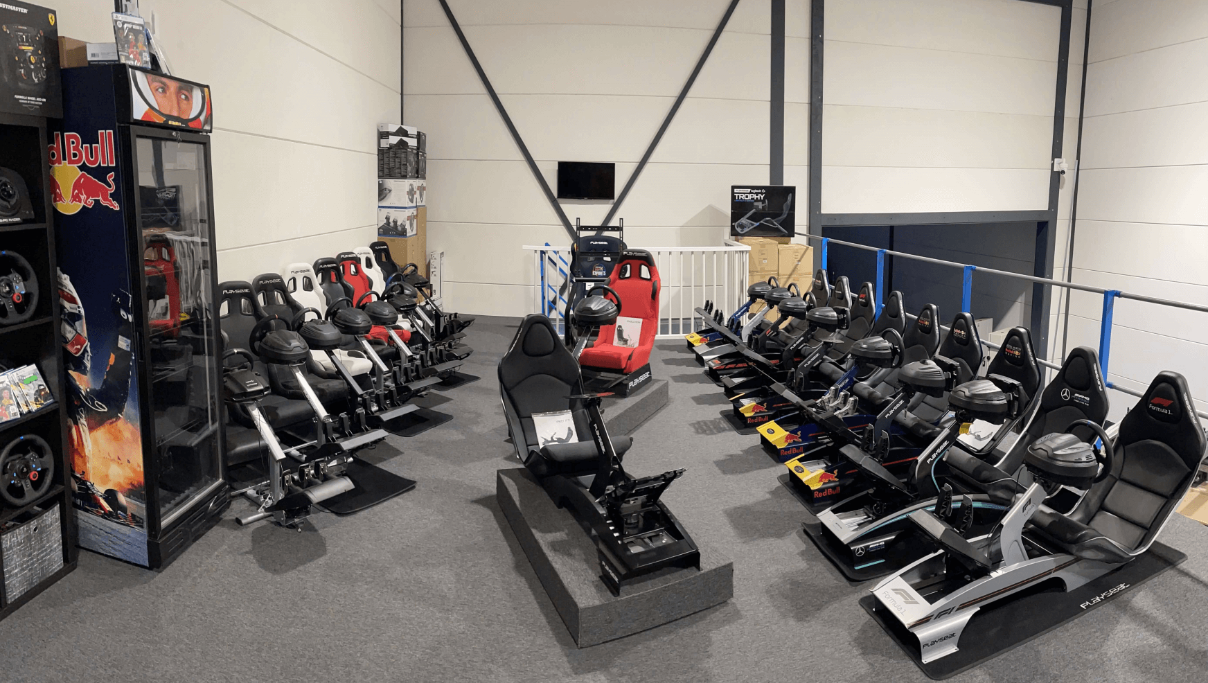 XXL Racing - Foto Grootste Sim Race showroom van Nederland